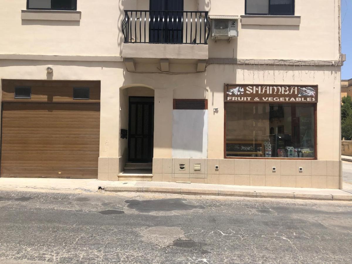 Flat 3 Apartment L-Imgarr Exterior photo